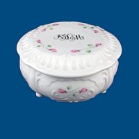 Porcelain Round Scallop Box on Legs